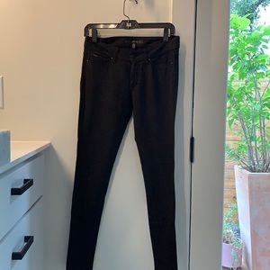 Joe’s black size 27. Stretch skinny leg.